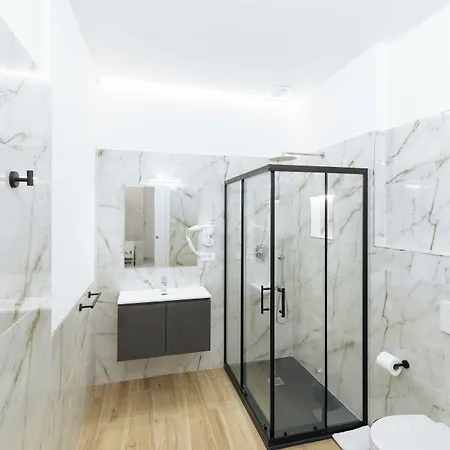 בית הארחה Elena