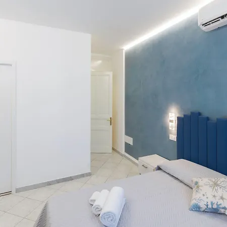 招待所 Elena 圣雷默